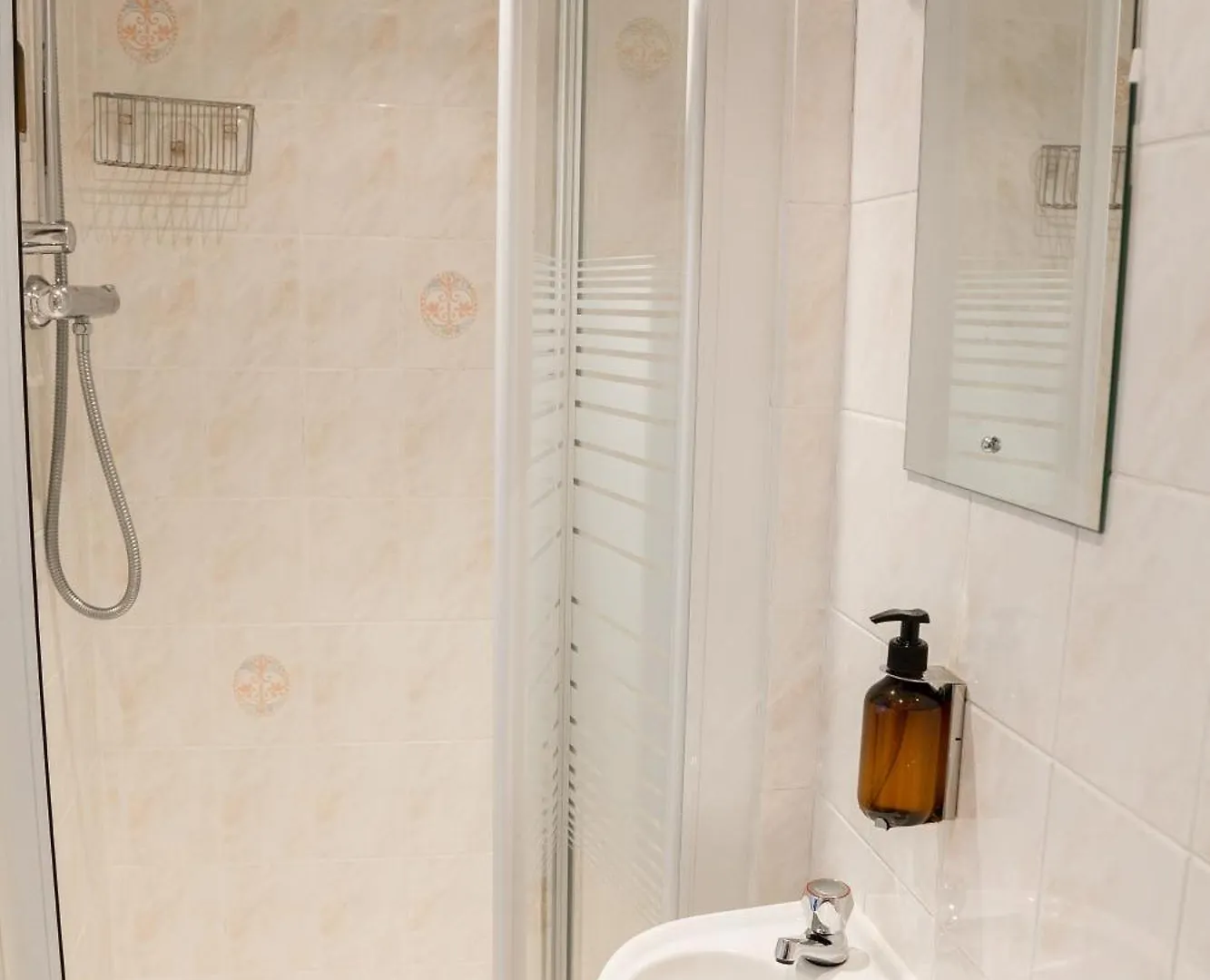 Kingsway Guesthouse - A Selection Of Single, Double And Family Rooms In A Central Location Scarborough Wielka Brytania